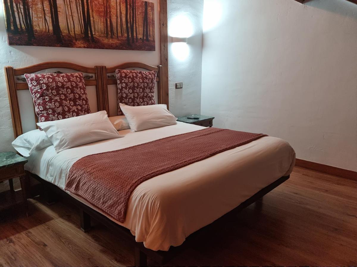 Bed and Breakfast Puerta Al Duraton Sebúlcor Exterior foto